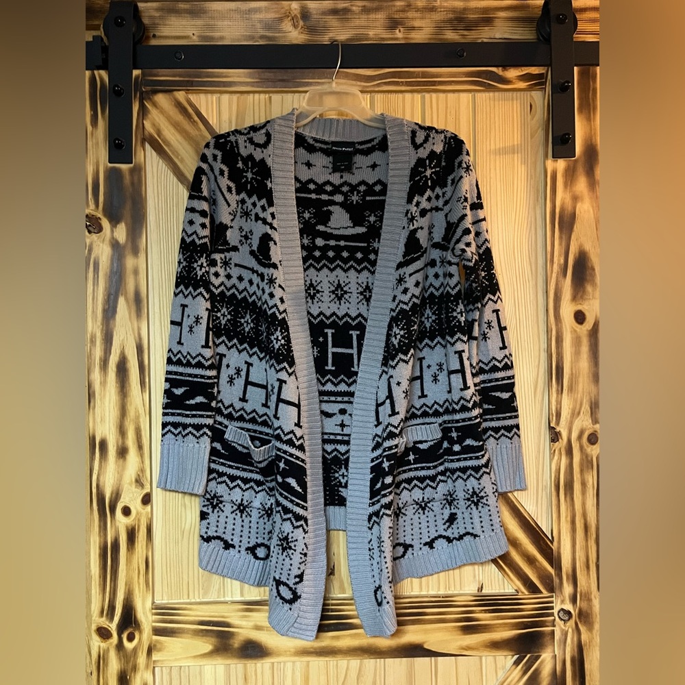 EUC Harry Potter Cardigan Blk Gray S/M